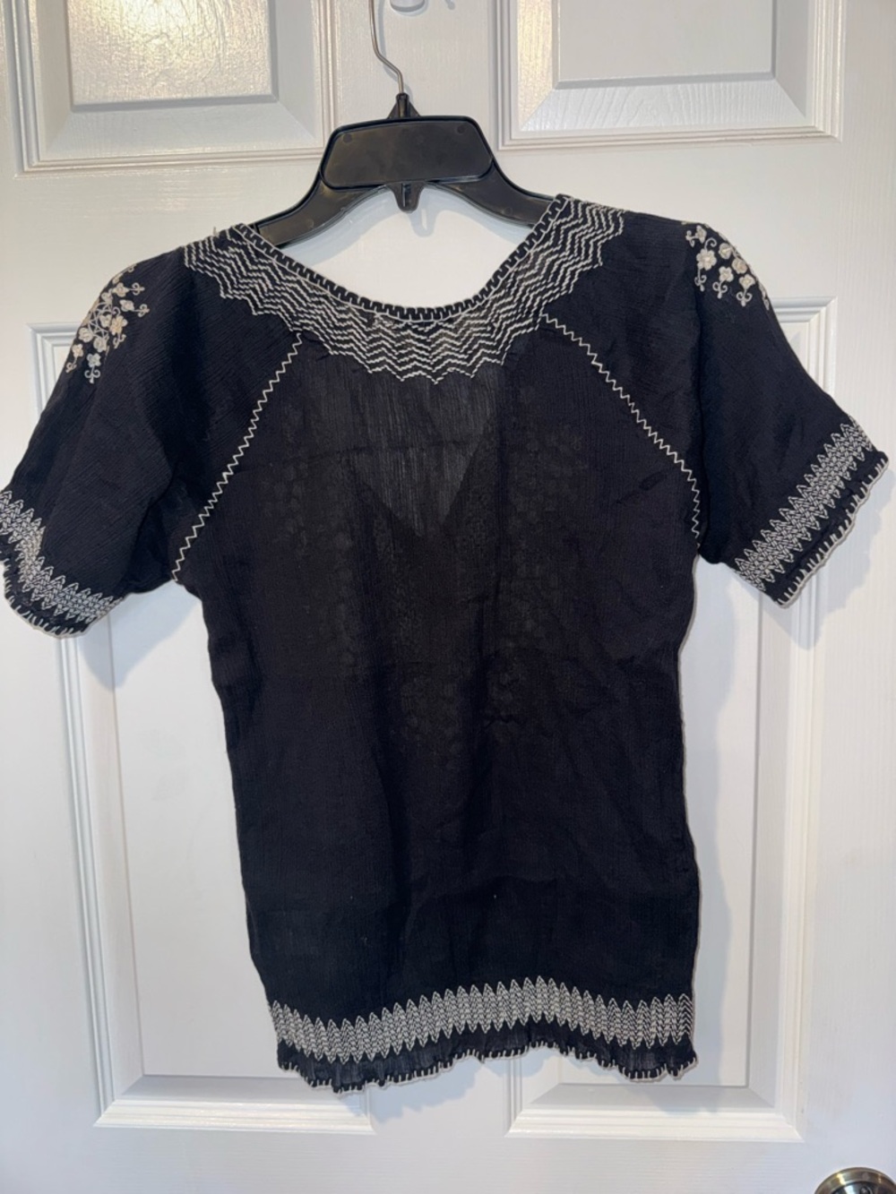 Joie Black Tunic Top with White Floral Embroidery - Picture 4 of 4